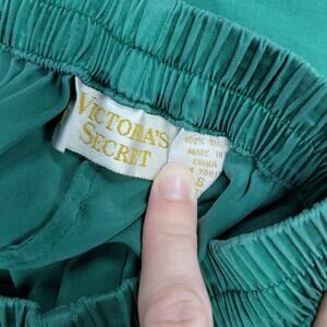 Victoria’s Secret Green Silk Lounge Pants | Women’s Small | Elastic Waist